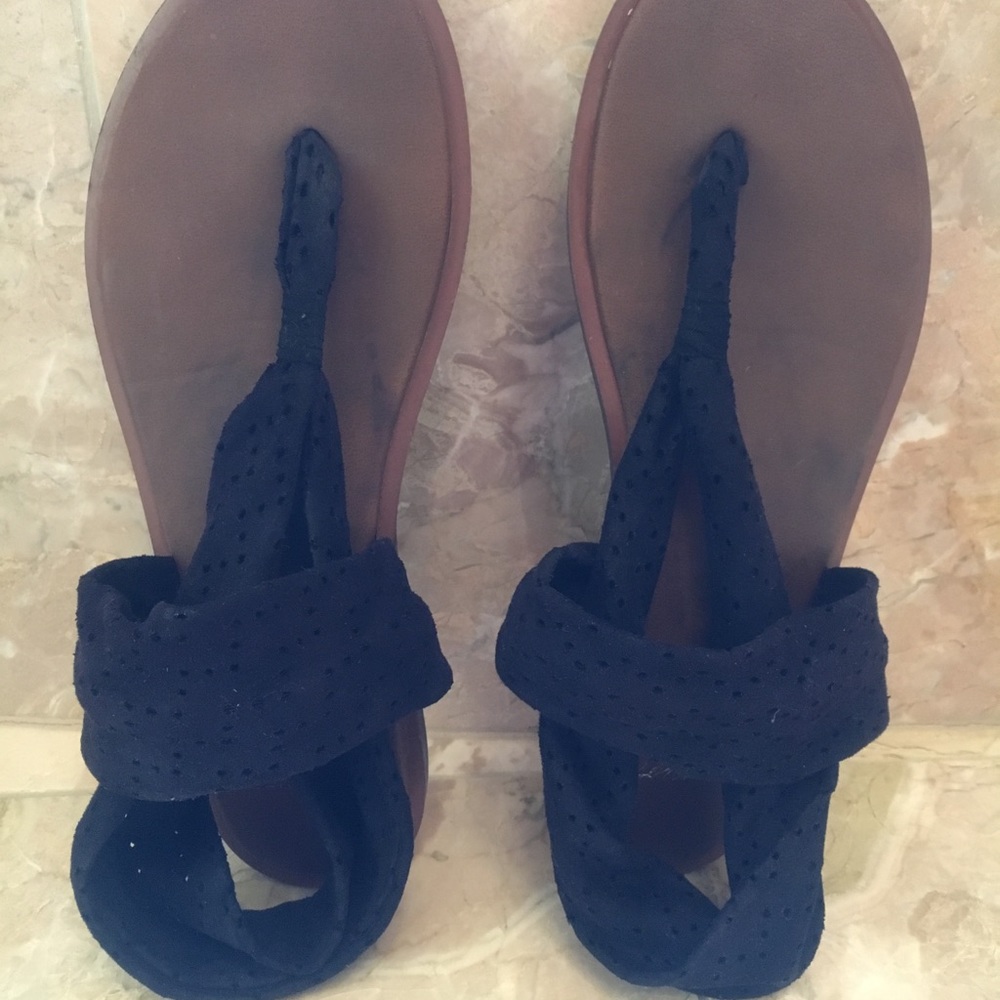Black Sanuk Sandals